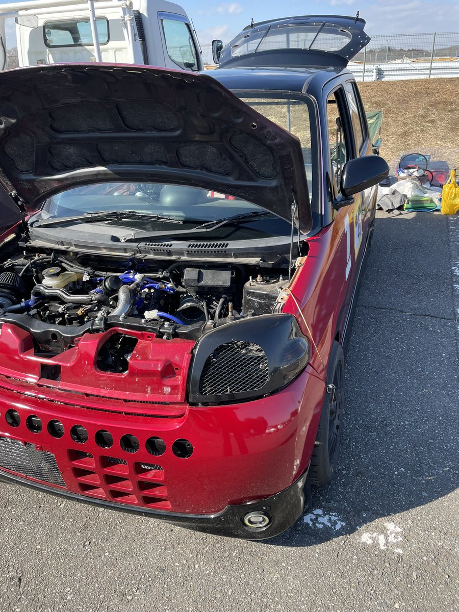 rainbow3037s's tweet photo. #みんなのDAIHATSU見せて
LA400KコペンエンジンKF-VET電スロ仕様のエッセ（推定100馬力）、ソニカエンジンKF-DETブーストアップ仕様のエッセ（推定80馬力）、通勤快速仕様のソニカ（ノーマル）
実はもう1台エッセを制作中🔧
最近の趣味と暇潰しはダイハツエンジンオーバーホール😆 https://t.co/a5NkcFMmdc