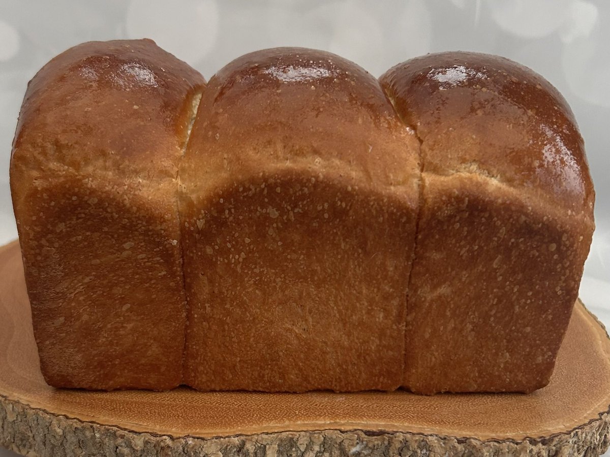 Rob_C_Allen's tweet image. Today’s #Bread - Sourdough loaf and baguettes and a Japanese milk loaf