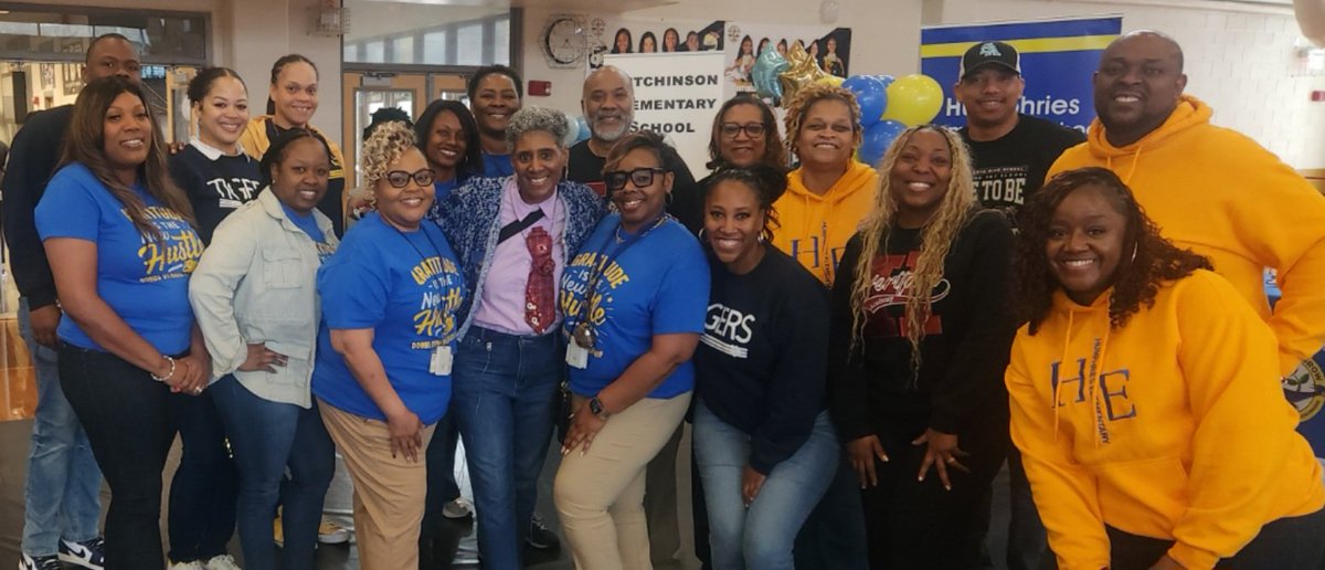 Alicia M. Cole tweet media