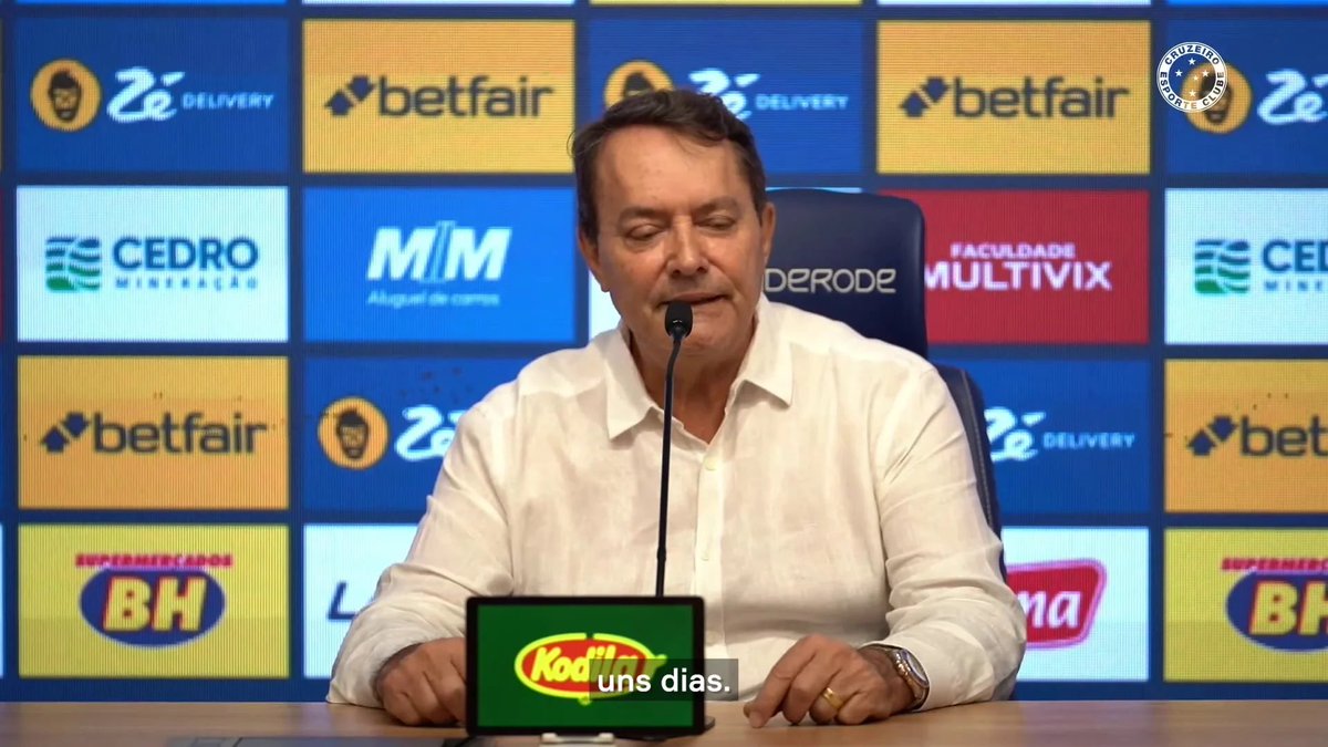 Centraldoocec's tweet photo. Eai irmão? tá vendo que seu trabalho tá porco não?
Sou fã da sua disposição e vontade de ajudar o Cruzeiro.

Mas tá foda chefe, tá cercado de incompetente, tomando umas decisões na emoção.

O ano de 2026 praticamente acabou, brasileirão é meio de tabela e buscar vaga na libertadores, SE TROCAR o treinador.

Vamo acordar pô, todo mundo erra, mas ficar insistindo no erro é burrice