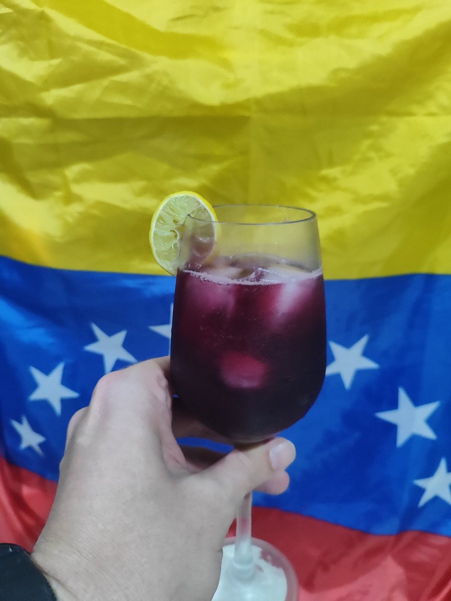 marcote0000's tweet photo. Por #Iran 🇮🇷 y por #Venezuela 🇻🇪....Gracias mi catire precioso.... Muy pronto por #Cuba 🇨🇺 https://t.co/Uoj76Lds4W
