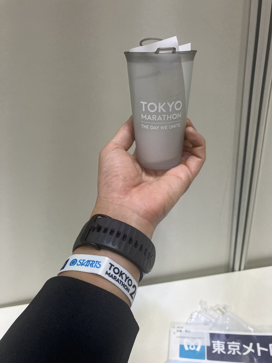 Hide_s180's tweet photo. 東京マラソン 無事にスタートに立ちました！

いまだかつてこんなにバタバタしたスタートはなかったけど、どうにかなったので後は目いっぱい楽しむのみ！

ありがとう東京！今日一日よろしくお願いします。 https://t.co/EwhFIzEXxM