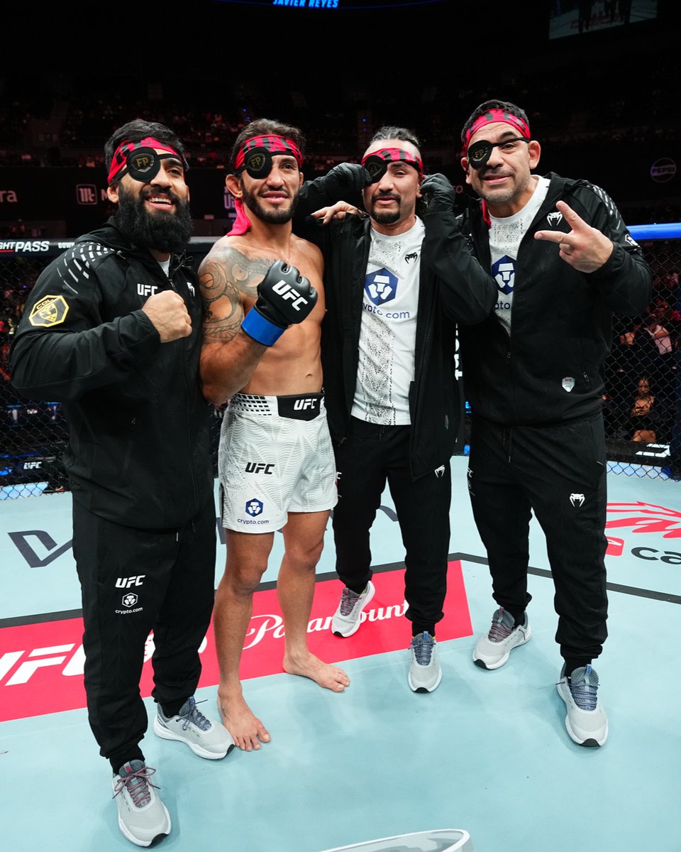 What a moment 🇨🇴

Javier Reyes was on point in his UFC debut!

[ #UFCMexico | LIVE NOW on @ParamountPlus ]