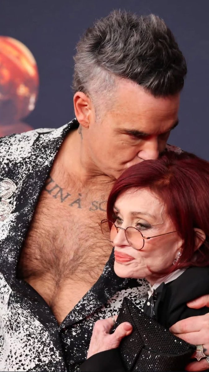 RWFANFEST tweet media