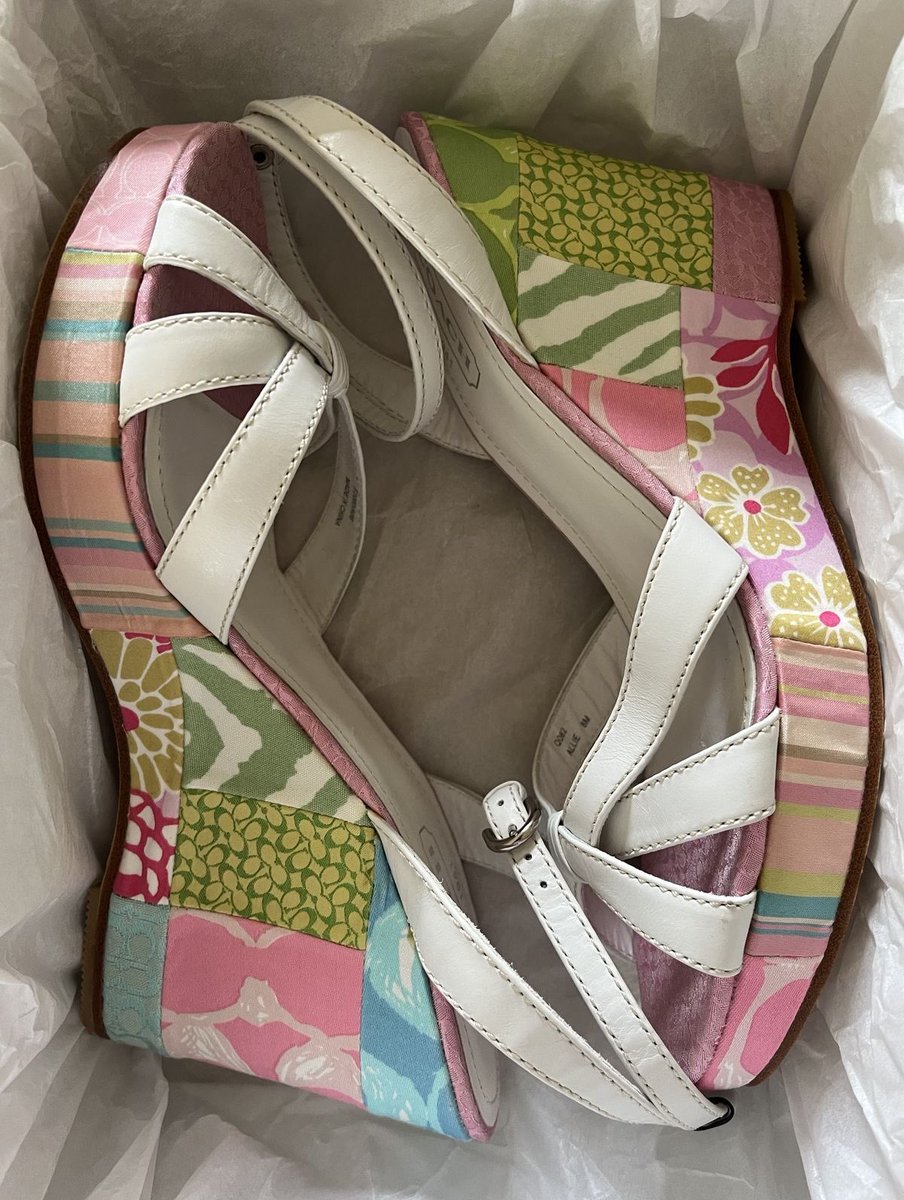 DollhouseBimby's tweet photo. Pink and green are such cute colors together🌷 https://t.co/rWeZEUmOFO
