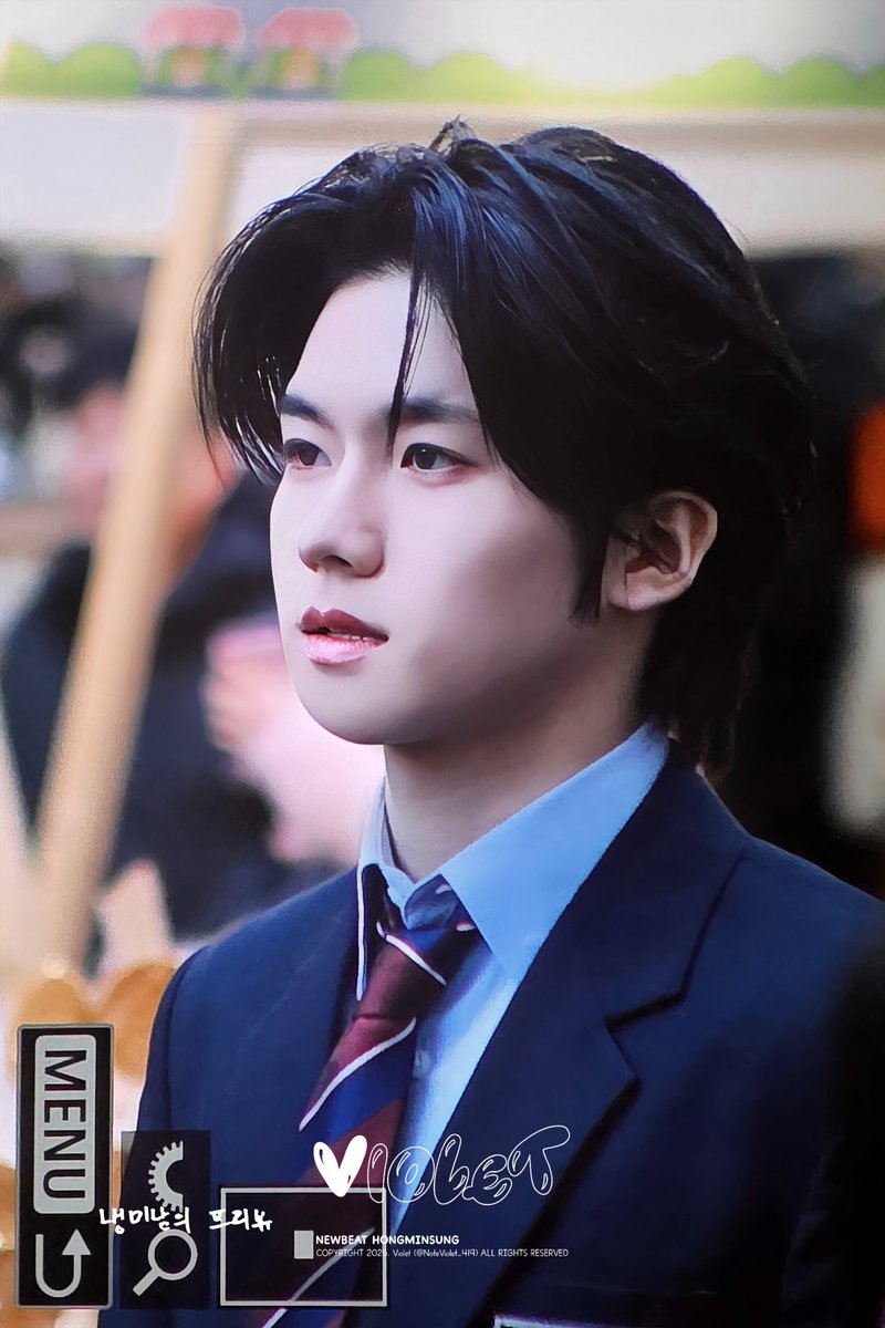 𝙑𝙞𝙤𝙡𝙚𝙩 tweet media