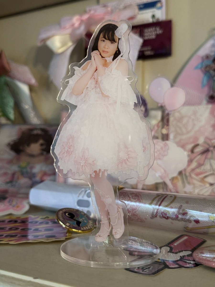 Phoebe Chan 🐝🌸 Densetsu.EXE tweet media