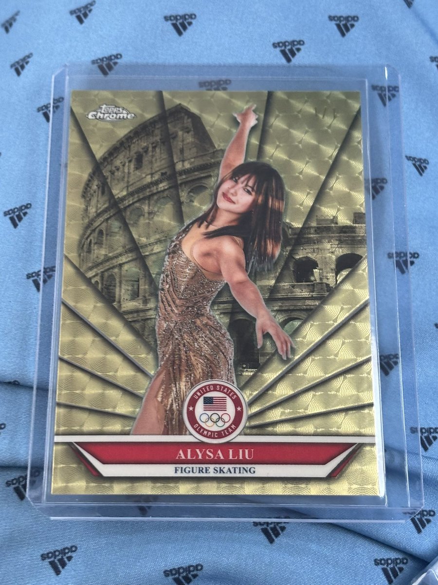 JUST PULLED: 1-of-1 Alysa Liu Buongiorno Superfractor 👀

(via <a href="/bostoncards26/">Gerard McCarthy</a>)