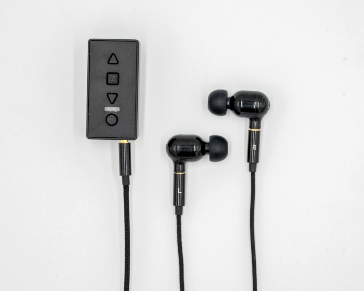 periodicaudio's tweet image. Say goodbye to wired limits! 🔊 Our Neon Bluetooth Receiver transforms your headphones into wireless wonders with seamless dual-source switching, long battery life, and stellar sound. Upgrade your audio game now! #WirelessAudio #NeonReceiver #TechUpgrade

periodicaudio.com/product/neon-d…