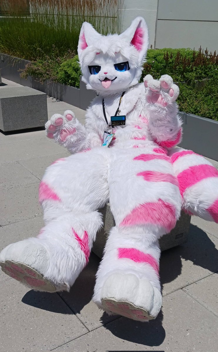 FlufStuff🔜FWA tweet media