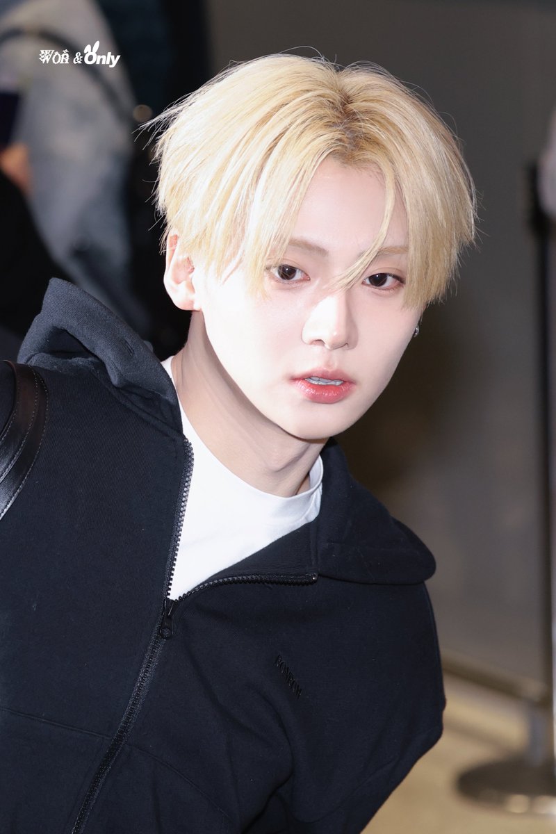 WonAndOnly0508's tweet photo. 260301 ICN

#SANGWON #상원 
#LEESANGWON #이상원 
#ALPHADRIVEONE            #알파드라이브원 https://t.co/jULsI8cSYT