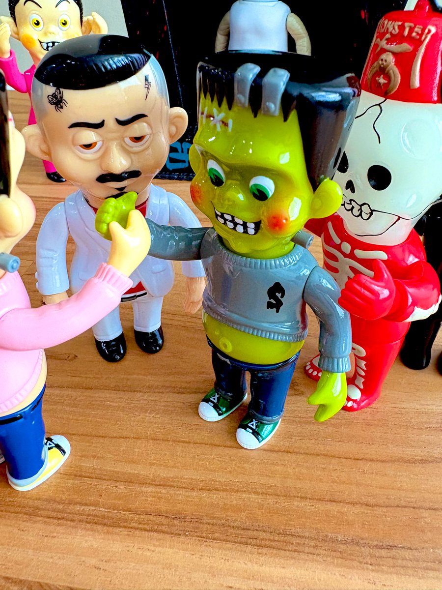 Utuo5's tweet photo. 一箱届いた〜😽

Headlockさん、3DRetroさん、how2workさん、Knuckleさん、ありがとうございます😊
https://t.co/aaYG1vE1Ox

#headlockstudio
#3dretro 
#how2work
#knockle https://t.co/CEIz7WVswM
