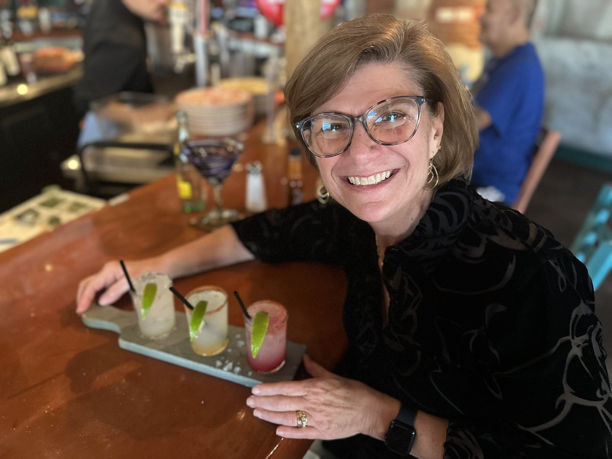 MrsCoachBarger's tweet photo. Skinny margarita flight goals 🍹💚

Three flavors, zero regrets, and all the good vibes at Lupe Tortilla.

When you can’t pick just one… you don’t. 🙌✨ #SkinnyMargarita #Cheers #TexMexTime

@LupeTortilla #TexMex @supreior @BargerCoach https://t.co/FC1xPY0Bth