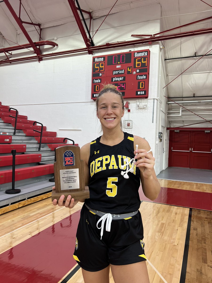 rhondamont's tweet photo. What a weekend, knocked off 2 ranked teams on well-earned SHIP! 🐯💪🏀🏆 https://t.co/kZcP7asyS8