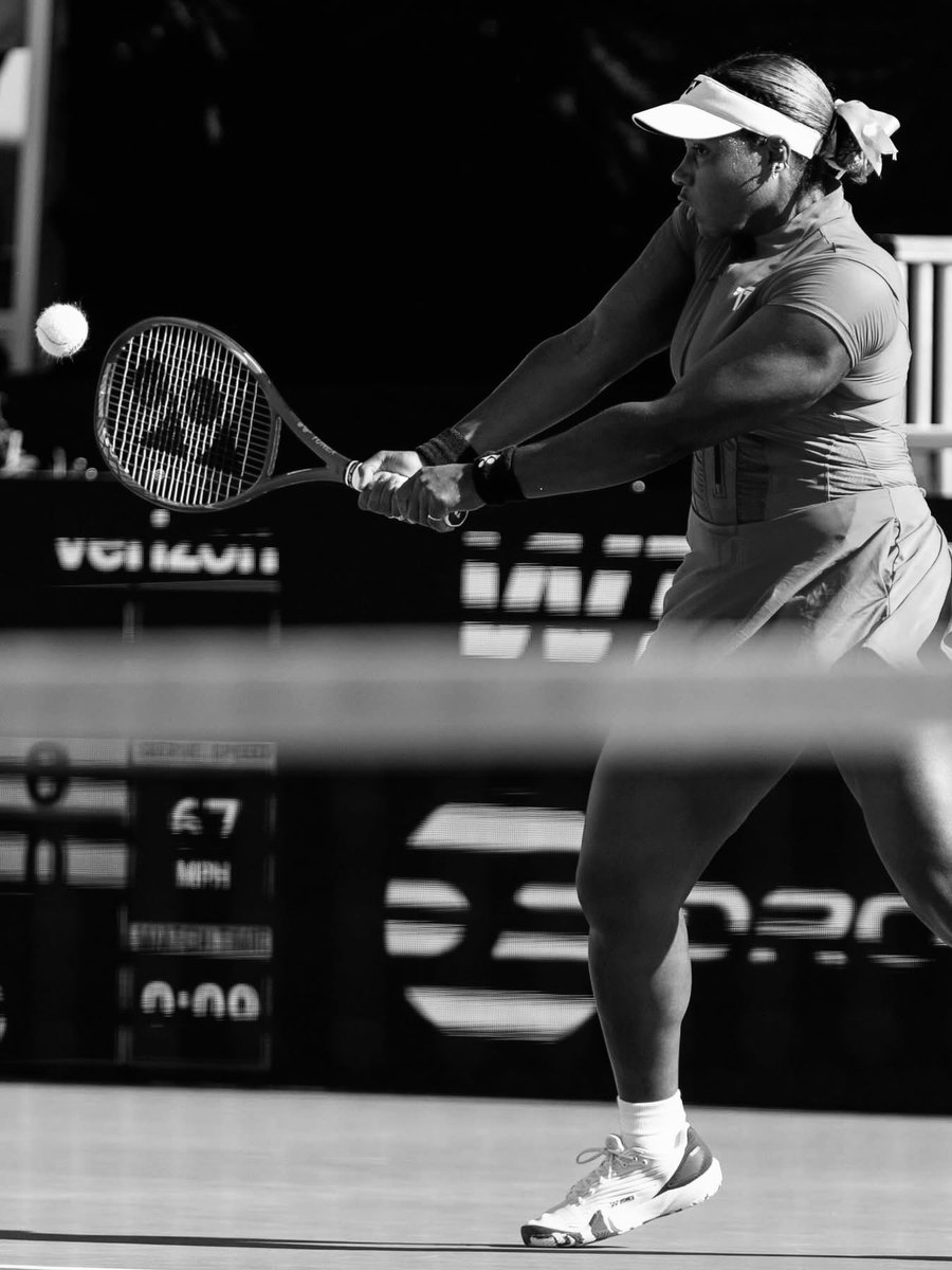 BlackSpinGlobal's tweet photo. #ATXOpen | Taylor Townsend is through to the Austin final after a brilliant 7-6(6), 6-3 victory over compatriot Ashlyn Krueger.

Townsend, a singles finalist for the first time on the WTA Tour, will face fellow American (4)Peyton Stearns in Sunday’s title match.

📸 | ATX Open Tennis Facebook