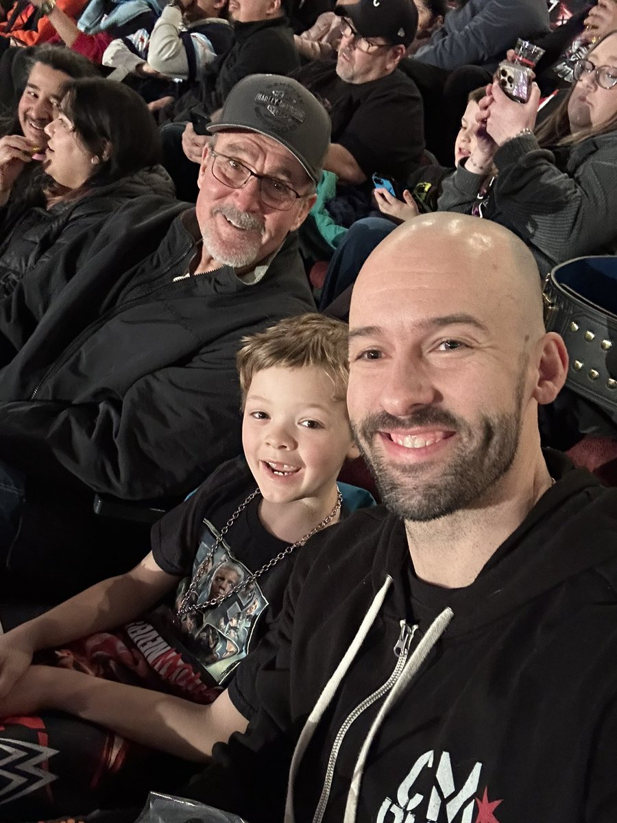 Derek Sutor tweet media