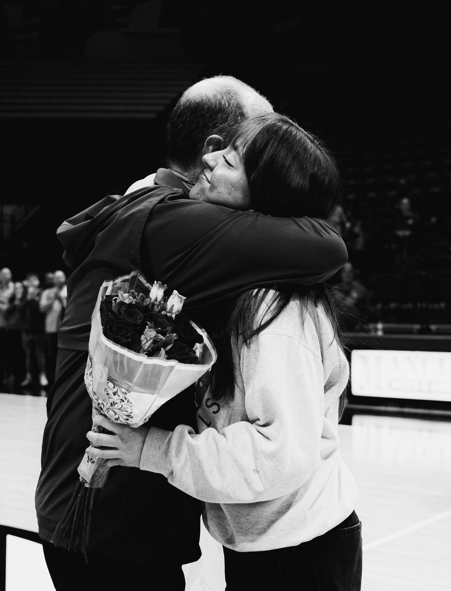 Caroline Scheu tweet media