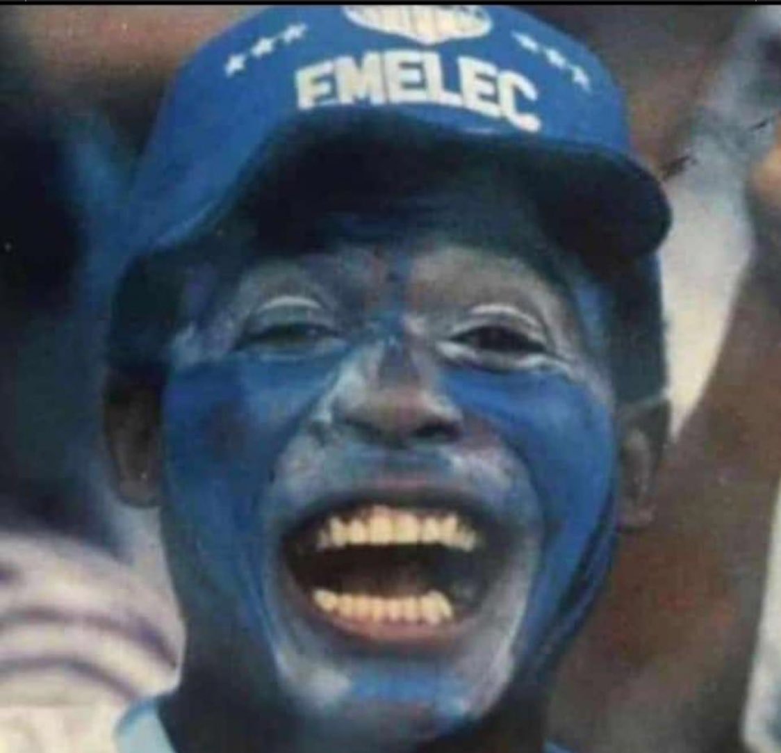 elcalvocorrupt1's tweet photo. Somos de lejos la mejor hinchada de este inmundo país bananero https://t.co/5IApj7QmBD