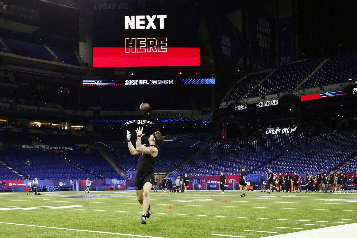 Jaren Kanak tweet media