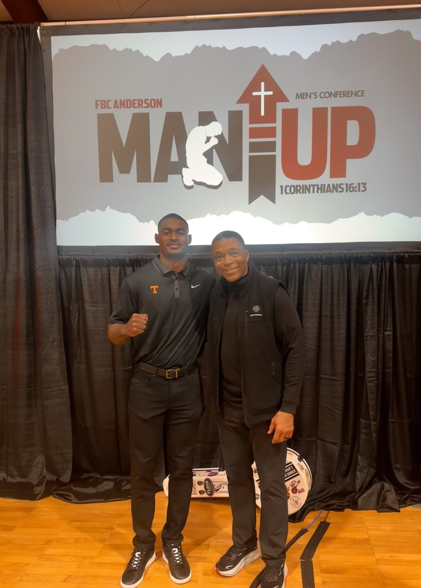 Jourdan Thomas tweet media