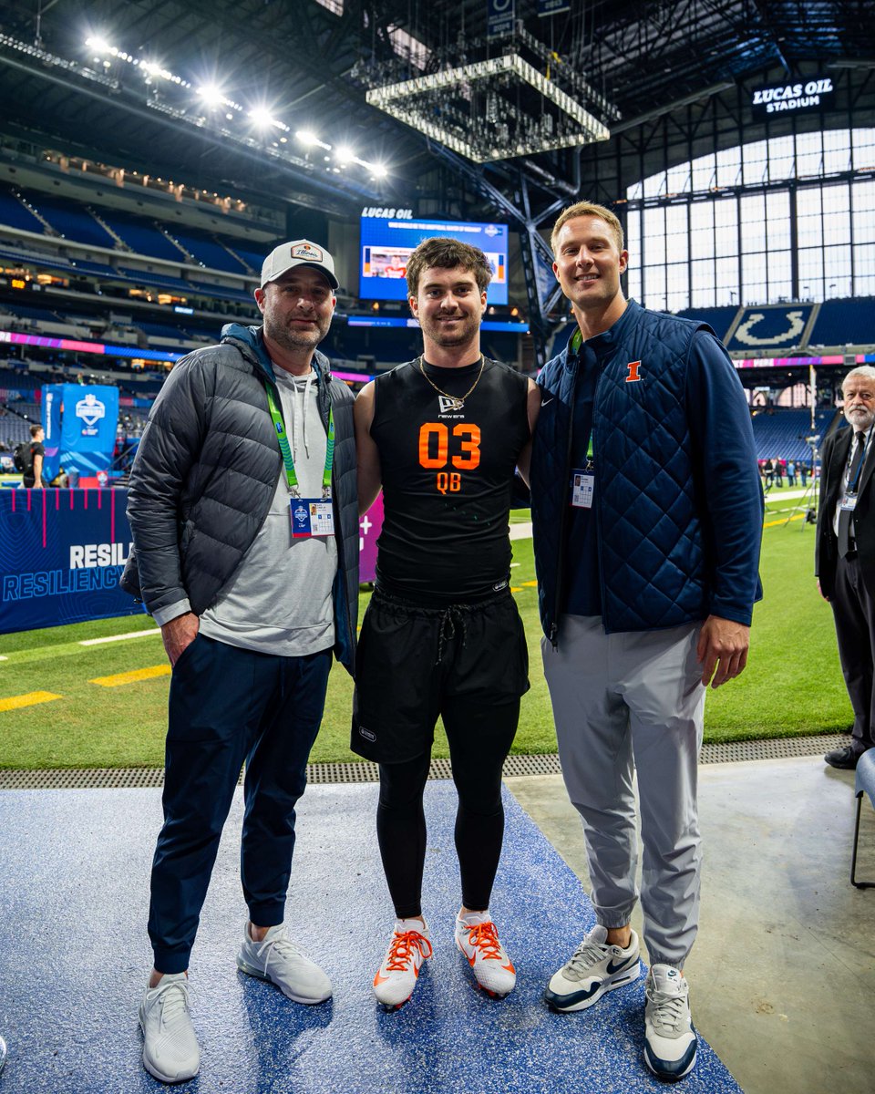 Illinois Football tweet media