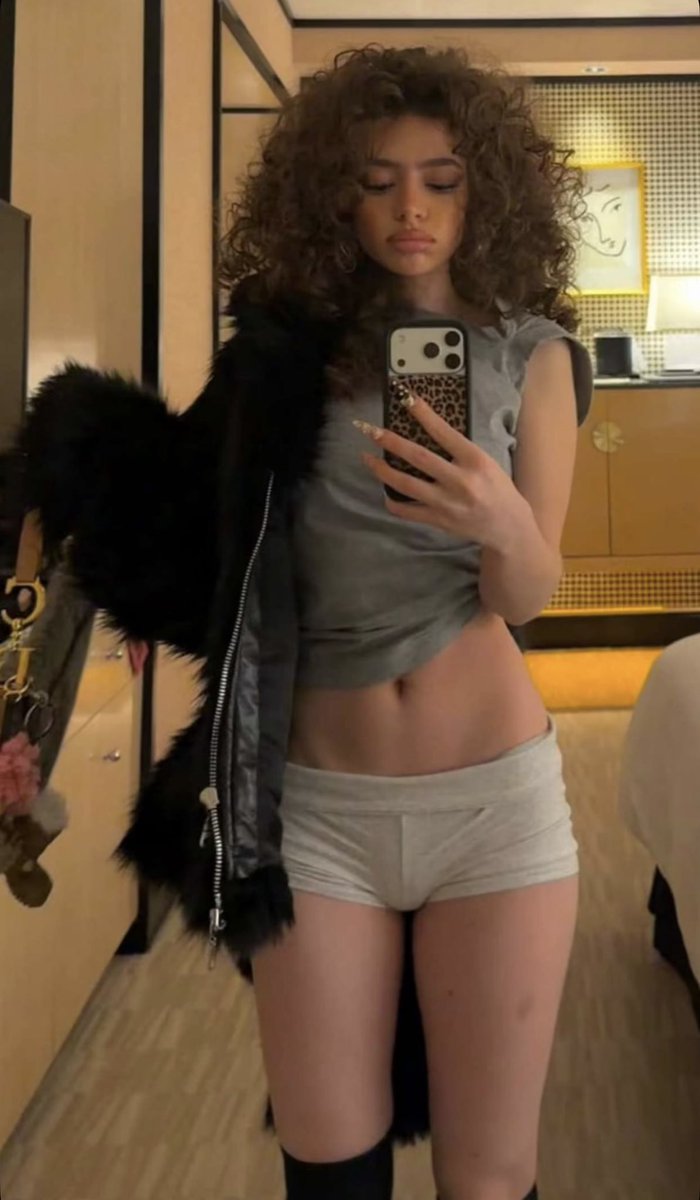KalogerasBrats's tweet photo. Simps simply profit. Pending transactions existing for my amusement, and doing everything they can to serve Daddy Demitra’s wants and needs . You know as soon as you my tummy and these tiny shorts..

https://t.co/RmiOBUMMzU

Bark like a dog for Demitra!

I’ve already ruined you. https://t.co/83so3RDGj1