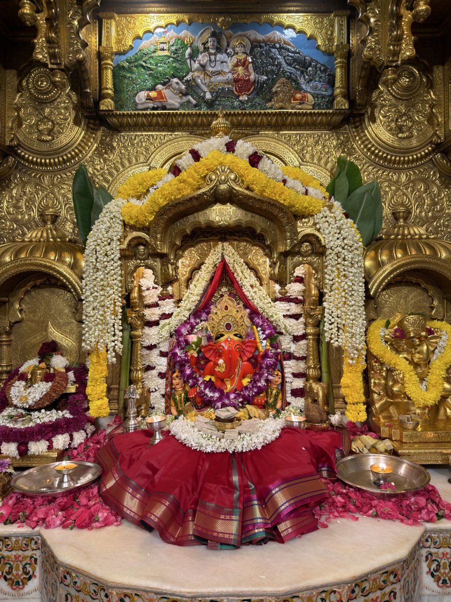 🙏 गणपती  बाप्पा मोरया 🌺मंगलमूर्ती मोरया 🙏०१/०३/२०२६
🙏Ganapati Bappa Moraya 🌺 Mangalmurti Moraya  🙏01/03/2026