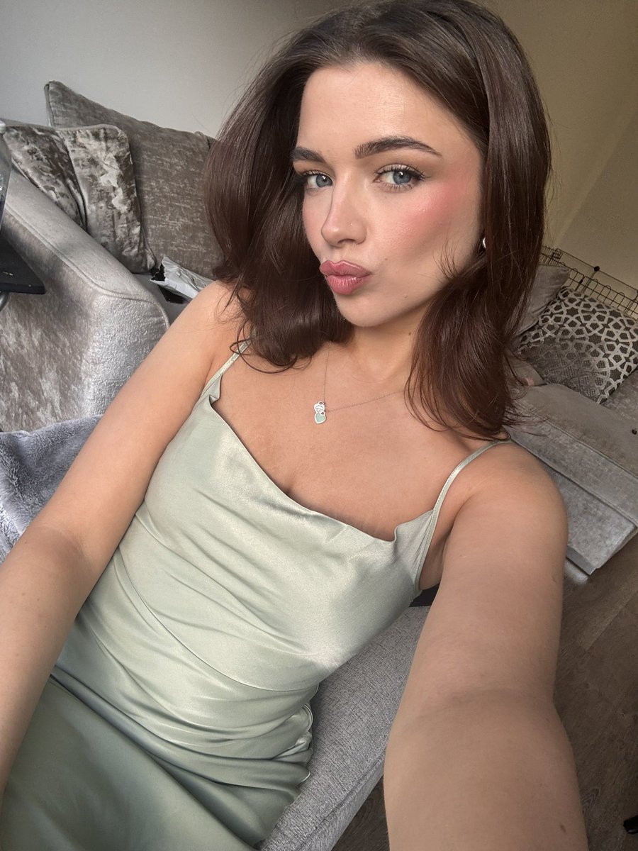 cay🧚🏻 tweet media