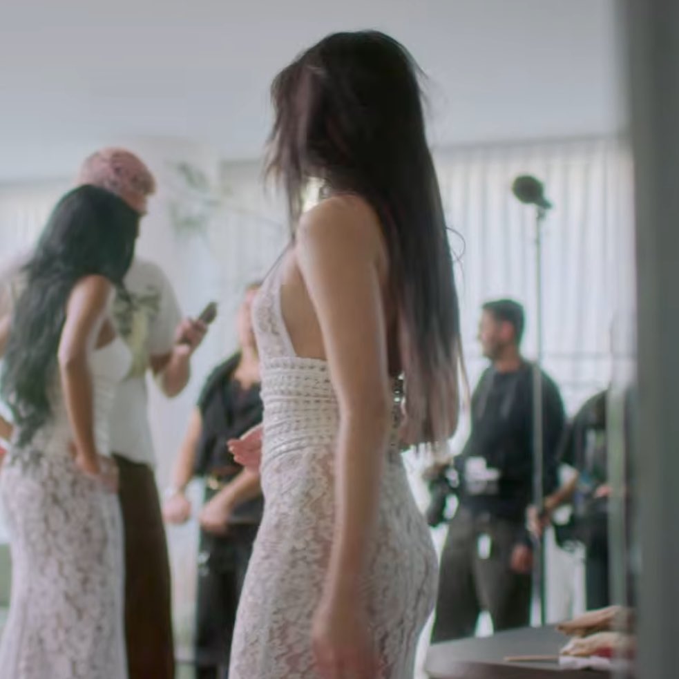 brain never fails to default to her