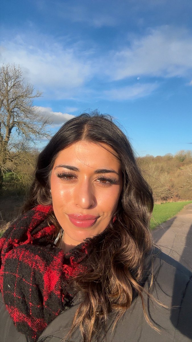 Goddess V tweet media