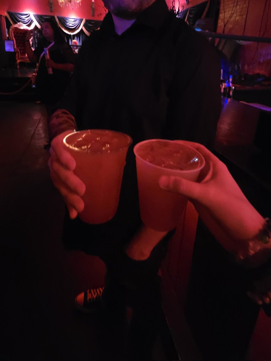 runa🕯 tweet media