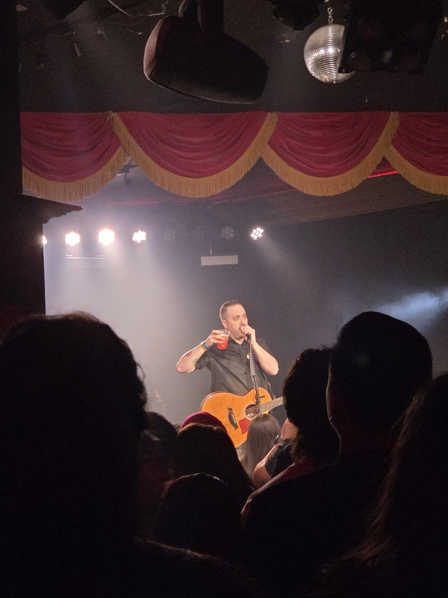 runa🕯 tweet media