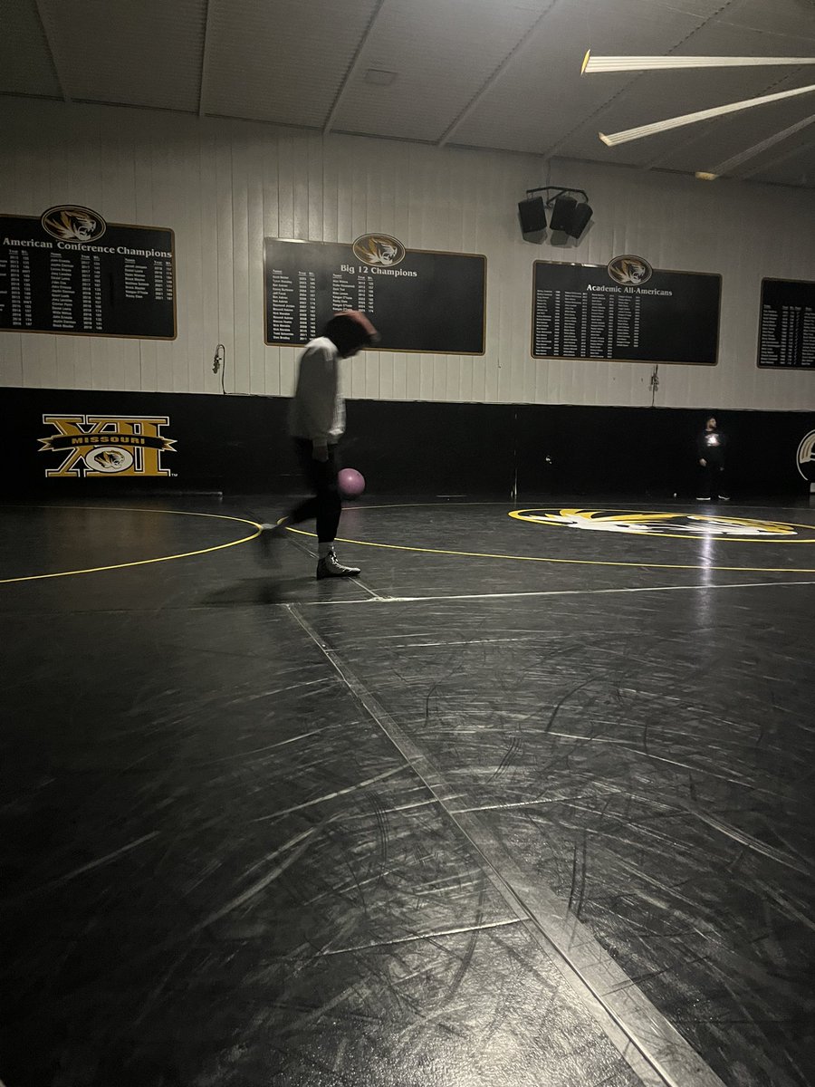 Summit Wrestling tweet media