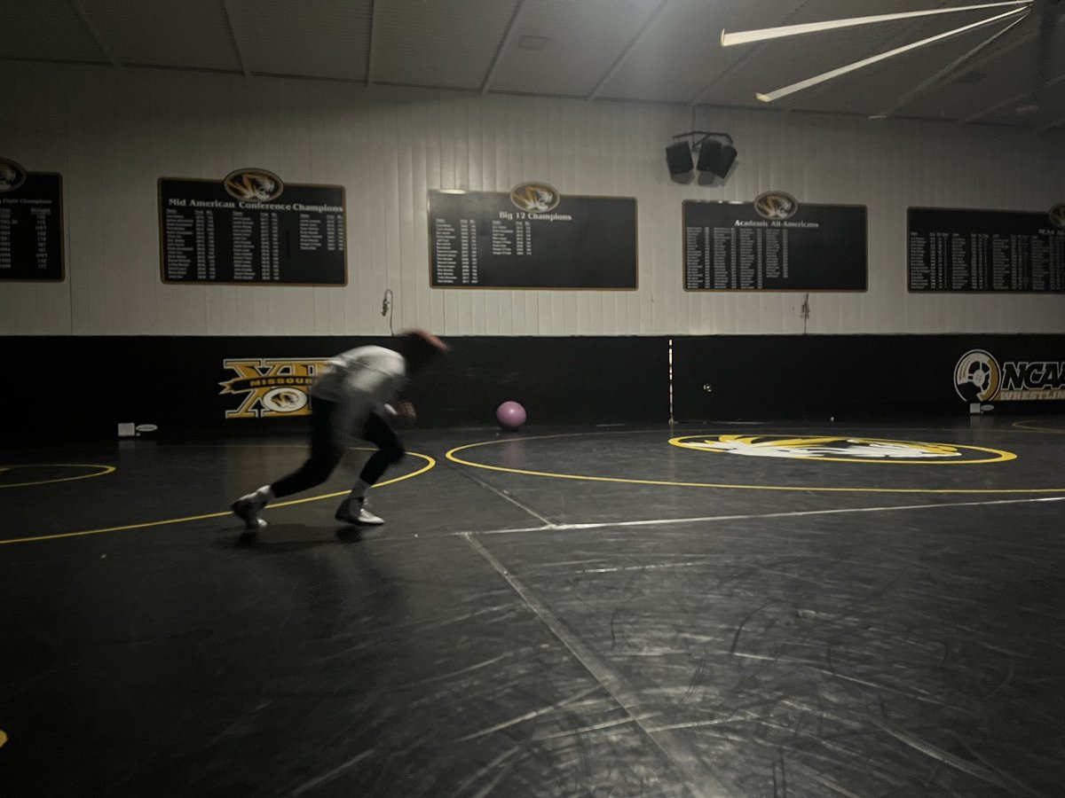 Summit Wrestling tweet media