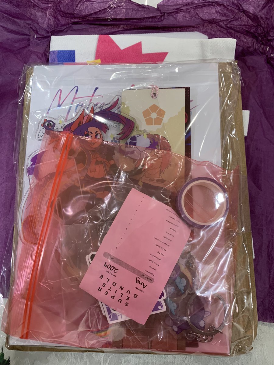 oohmyoongi's tweet photo. ALSKFJJAJAA ITS HERE!!! Omg everything is so beautiful thank you so so much @mikagereozine 🥺🥺🥺

It was an honor getting to collaborate with so many amazing Reo artists and authors, you’re all so talented like my jaw is literally on the floor 😭😭😭

+ https://t.co/yCPbfhAezI
