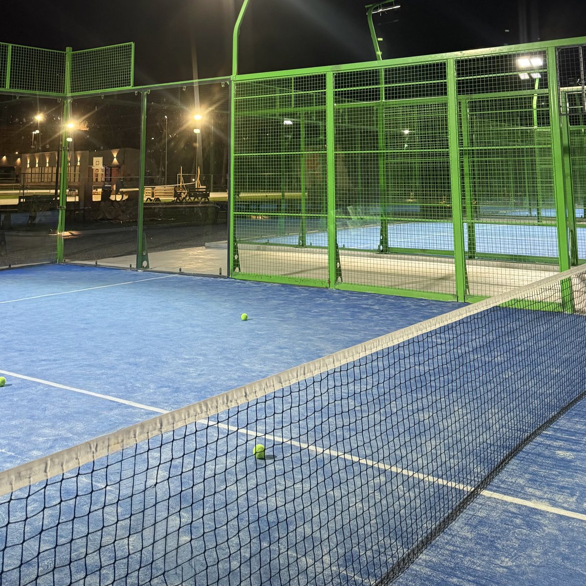 B 𖤐⃟ tweet media