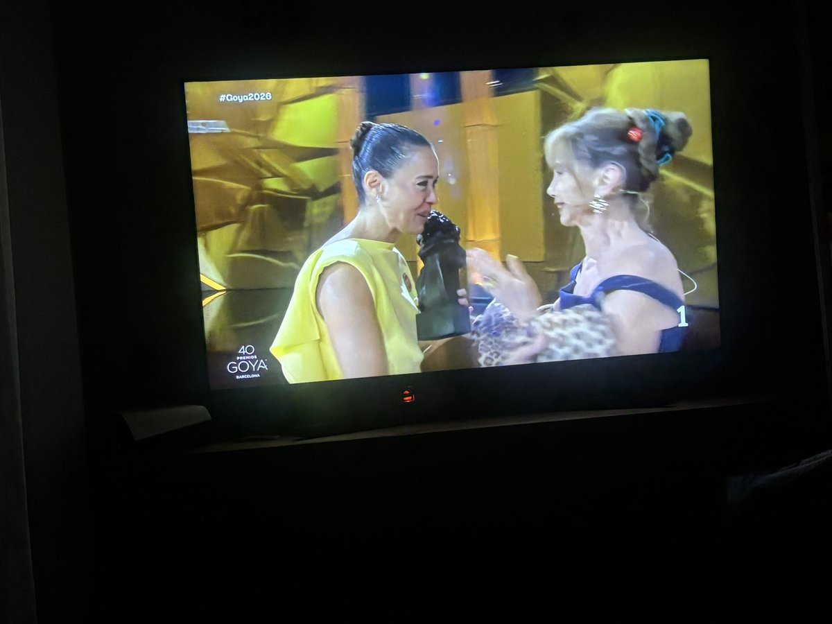 kollarion's tweet photo. Patricia !!! Handia zara!!! https://t.co/ZgzmoX0XOh