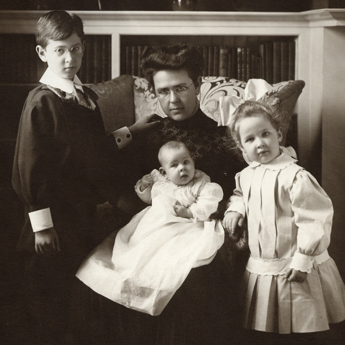 Glessner House tweet media