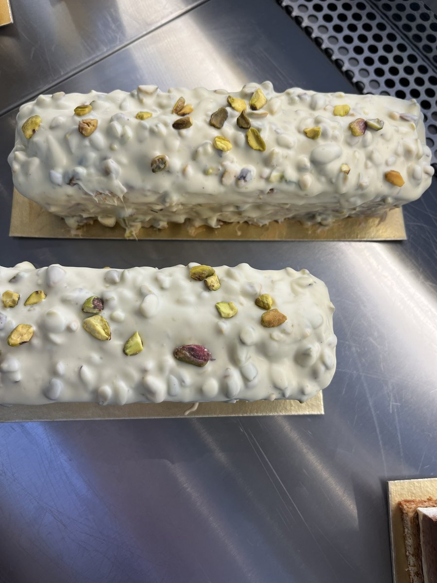 GenerosaPâtisserie tweet media