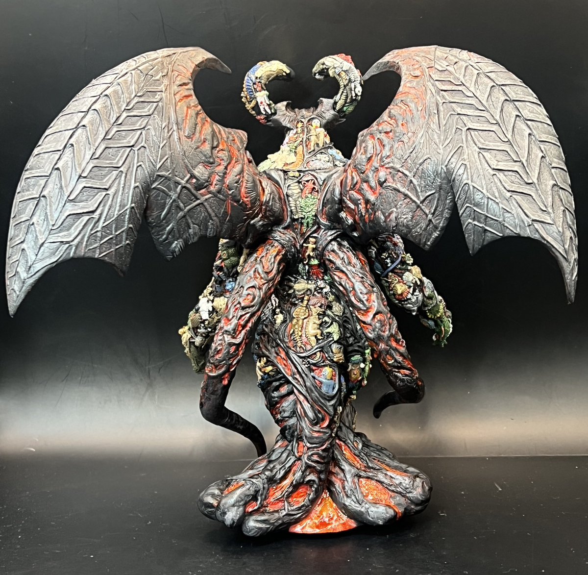 す、素晴らしいです。感嘆。愛と執念のあるオタクがいる限り