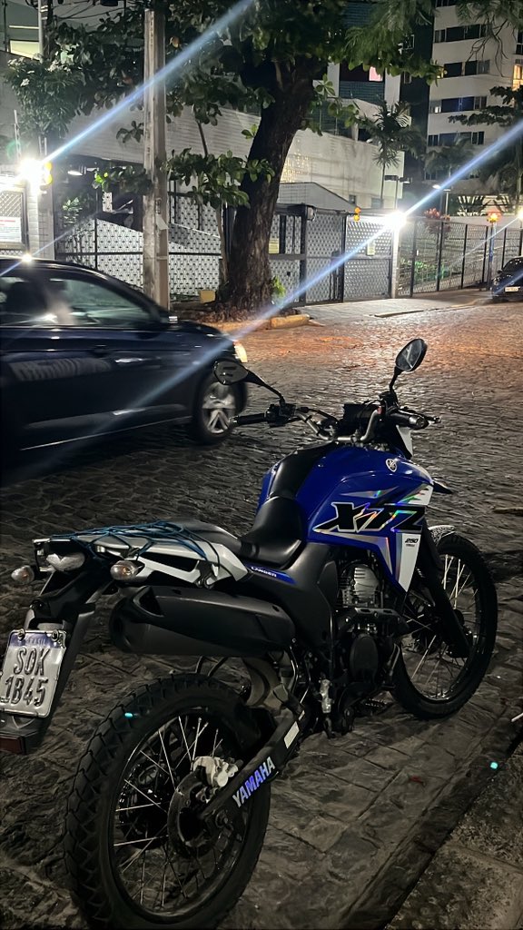 Wanutty1's tweet photo. A meta era Moto da hora e mulher bonita.
Moto dahora✅
Mulher bonita ❌ https://t.co/mkLRWehJvR