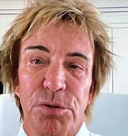 🚨<a href="/CharlieM_OBE/">Charlie Mullins OBE</a> shows off bomb damage after Iranian missile strikes on Dubai