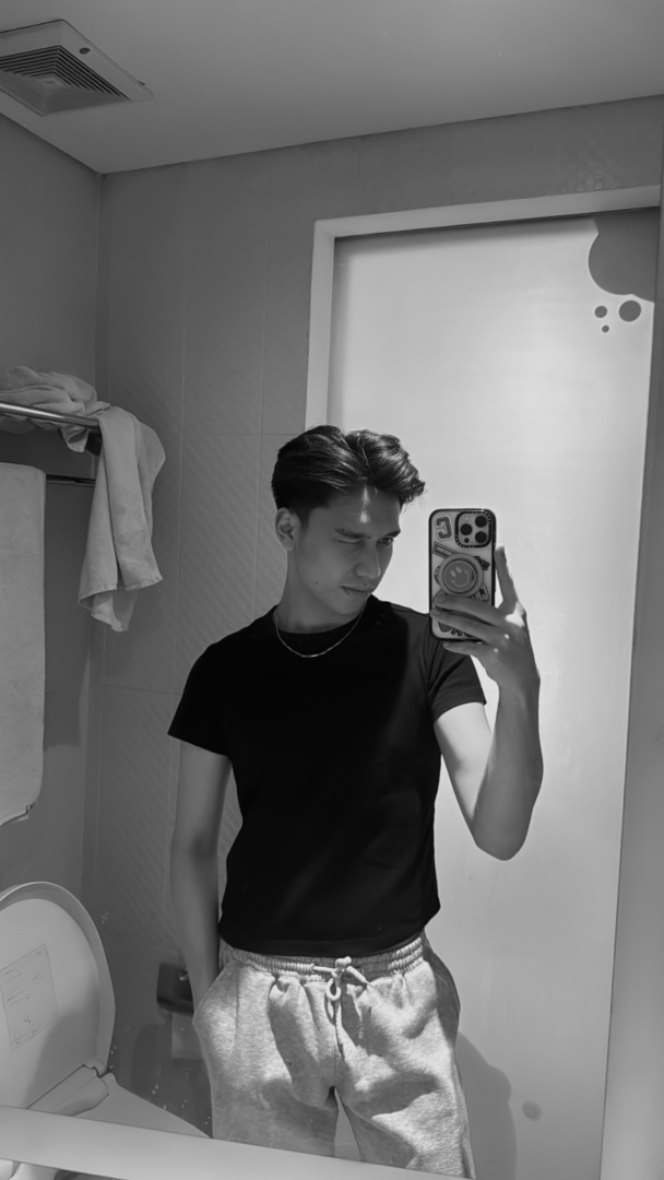 BUKAN BASE RATED tweet media