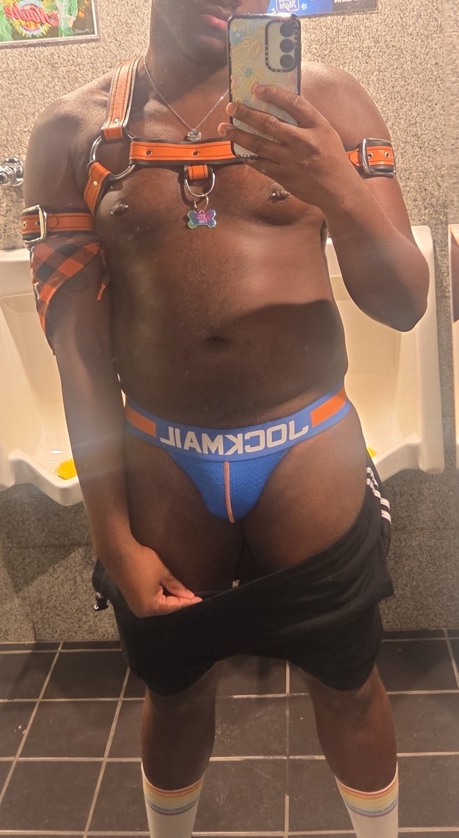 Community Pole - IML CHICAGO tweet media