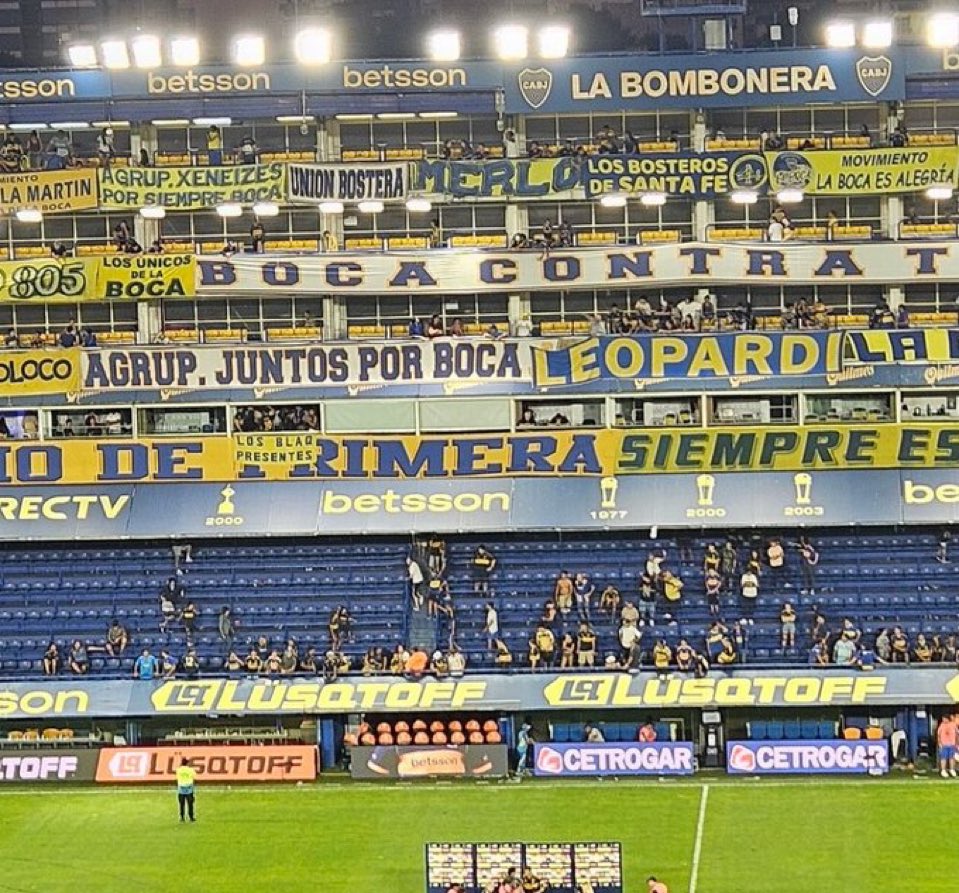 Yo creo que no es consciente del daño que le esta haciendo a Boca, realmente no dimensiona lo mal que esta haciendo todo. La forma de manejarse, los fichajes, las declaraciones. Riquelme va a terminar caminando solo