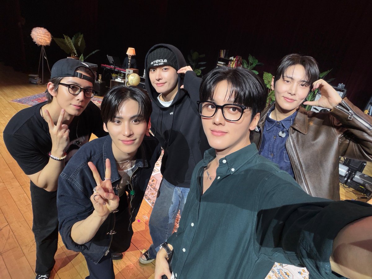 インソン、おはよう🩷🩵 #SF9 #インソン #인성 #ユテヤン #いって