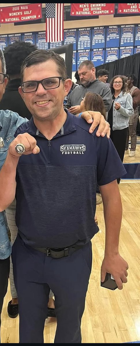 HOAHenry tweet media