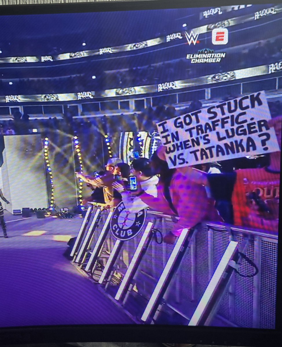 Mighty_Chunk's tweet photo. This is one of the best fan signs I have ever seen 🤣😂 #WWE #SurvivorSeries #whereistatanka https://t.co/Wj1pH4WXES