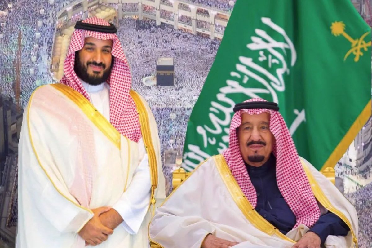 ALQUAiZ's tweet photo. نحمد الله سبحانه أن هيأ لنا قيادة جمعت بين الحزم والحكمة والقوة والتسامح والعزم والكرم
الملك #سلمان_بن_عبدالعزيز 
الأمير #محمد_بن_سلمان 
#السعودية 
حفظ الله أوطاننا من كل سوء
صفحة جديدة تضاف لصحفنا البيضاء https://t.co/eSQqAwfNkV