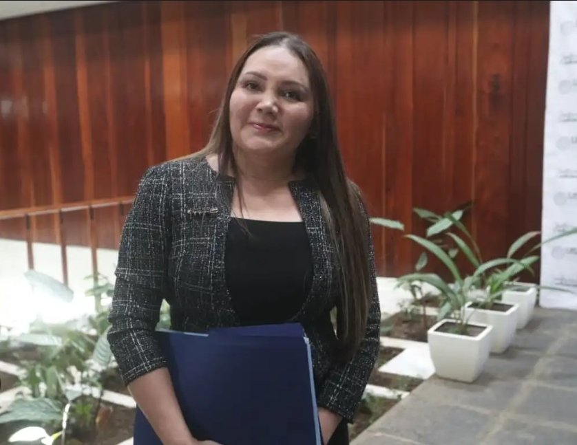 VjavierHndz's tweet photo. ⚖️🇬🇹 El CSU de Walter Mazariegos evitó discutir la impugnación contra la magistrada electa de la CC, Julia Rivera, señalada de presentar una declaración jurada pese a tener una sanción y de inconsistencias en su experiencia docente. https://t.co/hQrX98Cax2